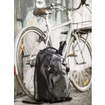 Waterproof backpack for motorcycling and cycling – Zulupack® Bandit 25L IP63, black