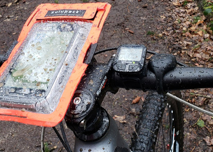 How to Keep Your Phone, Documents and Valuables Dry Outdoors